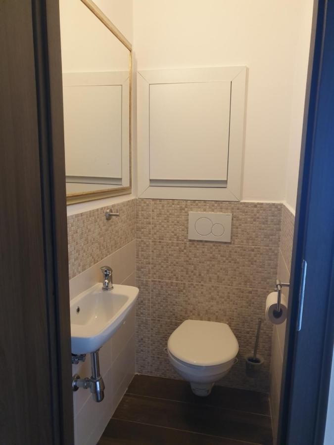 Apartmán Apartman Valentin Komárno Exteriér fotografie